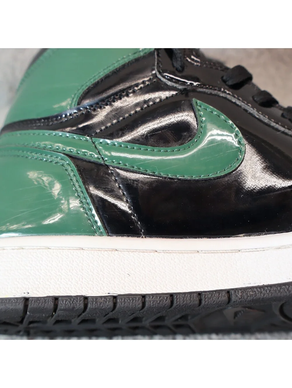 SoleFly x Air Jordan 1 Retro High OGsz 9.5 Art Basel 2018